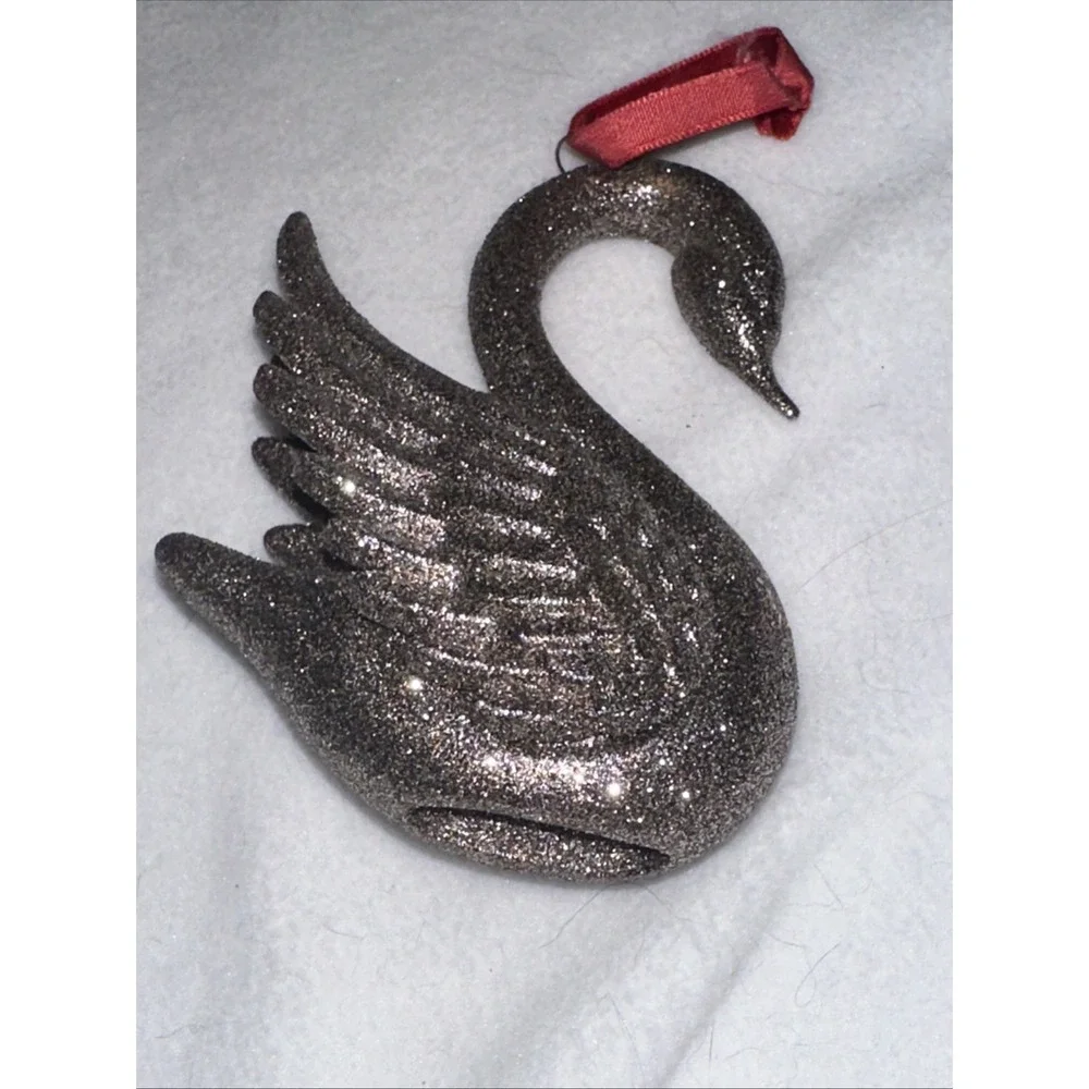 Pier One Imports Christmas Collection Glitter‎ Silver SwanlOrnament